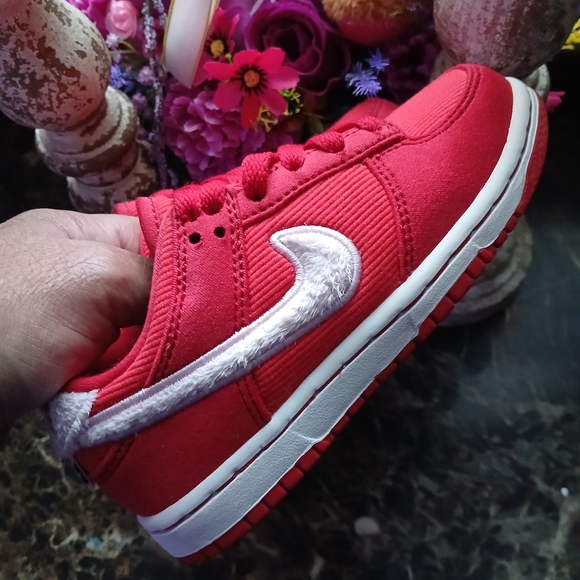 Nike Dunk Low'I Love You ❤️' Valentines Day Athletic/School Shoes Size 12C - Picture 4 of 11
